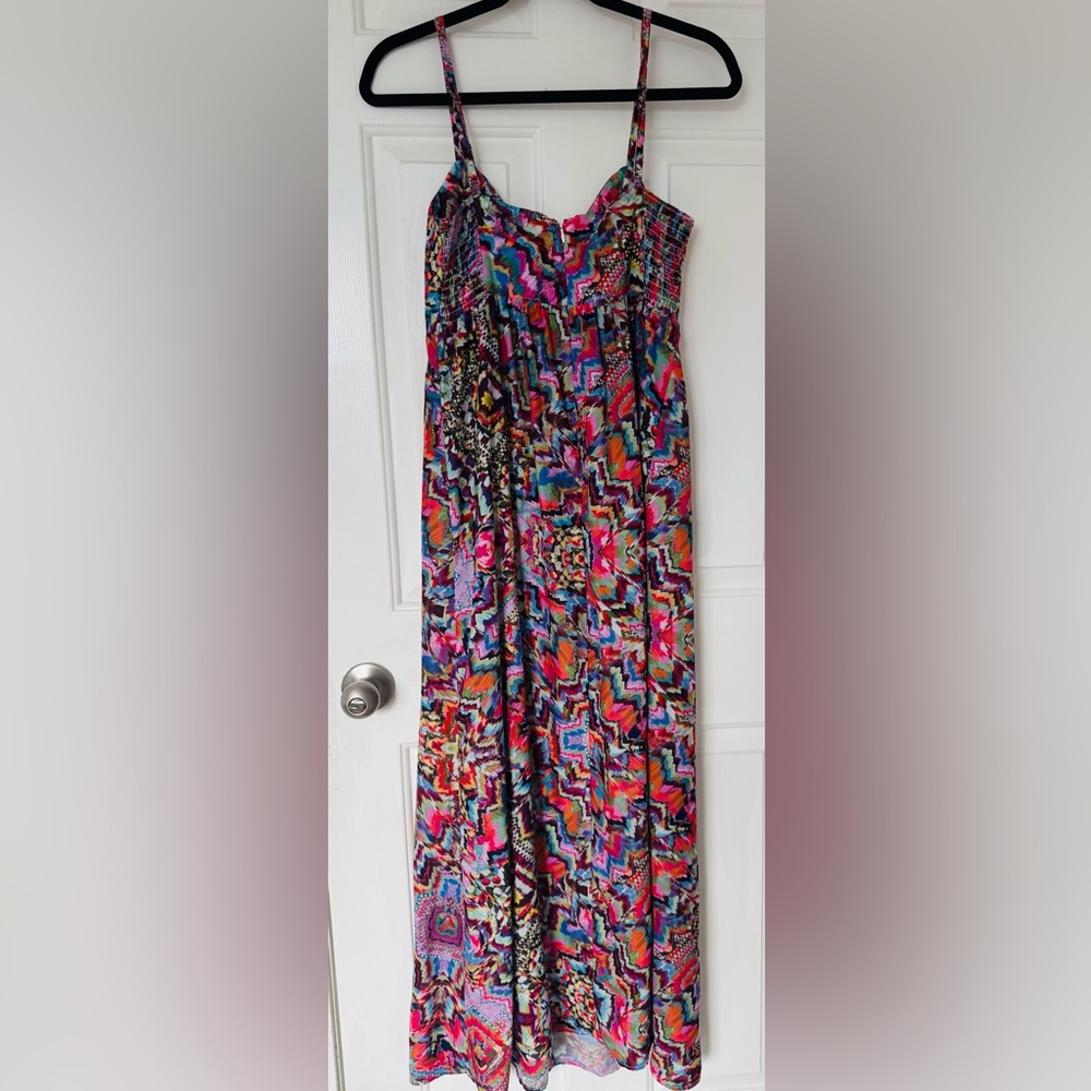 Spaghetti strapped floor length geometric summer dress.